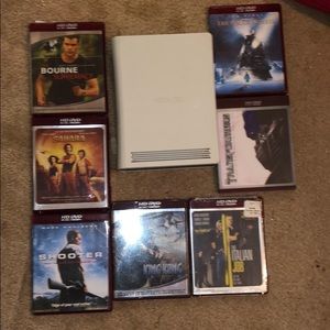 Xbox 360 (HD DVD) comes with 7 movies